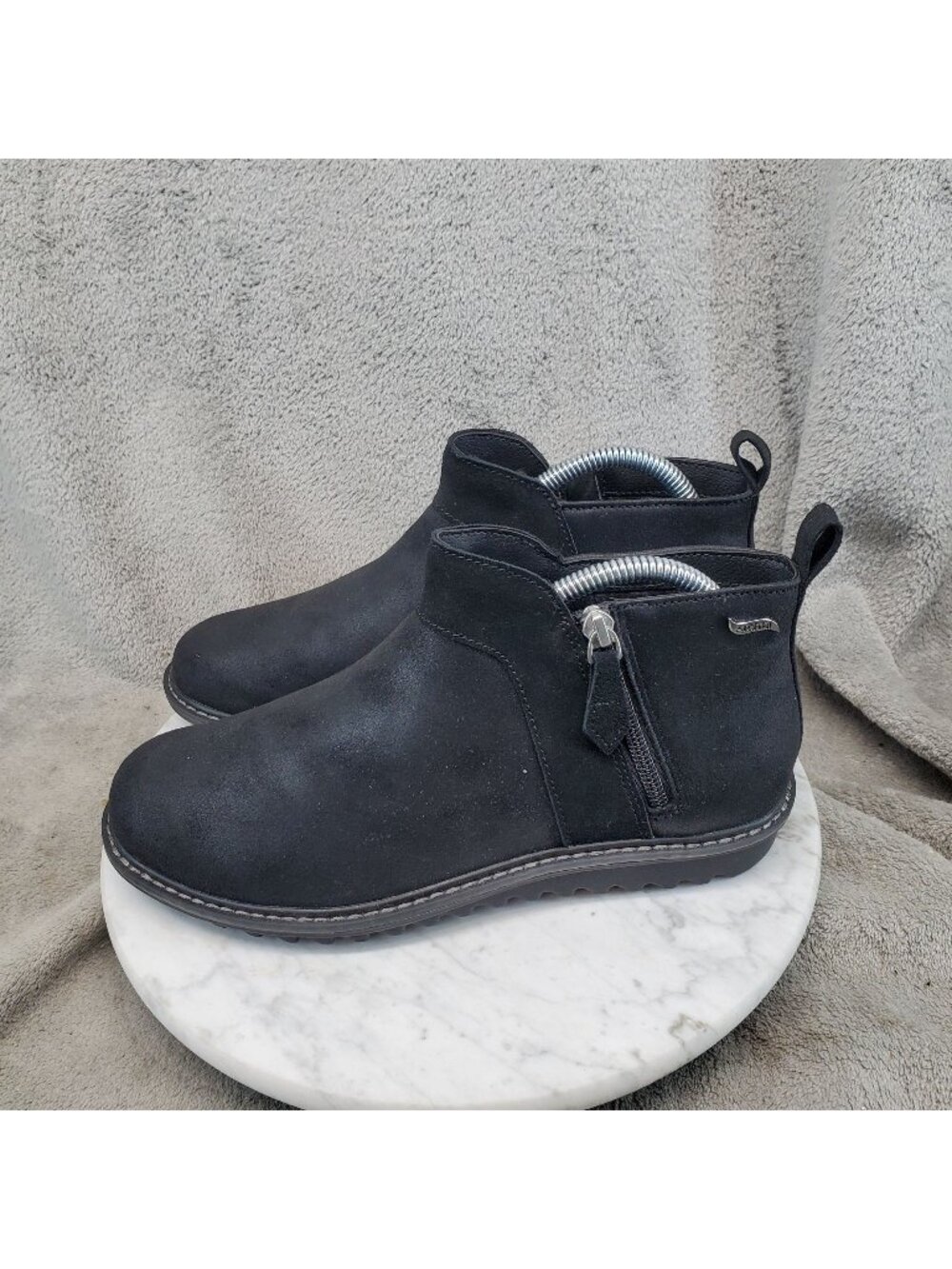 Skechers Shoes Womens Size 8  Arch Fit Mojave Black Textile Ankle Boots *NWOT*
